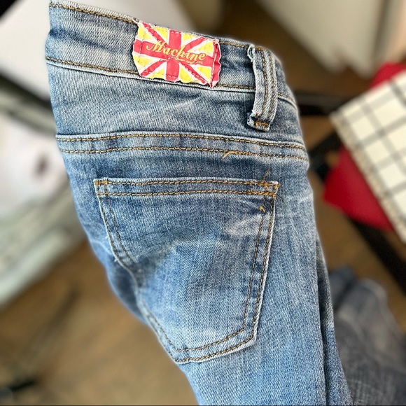 Distressed Machine Jeans - Picture 9 of 9